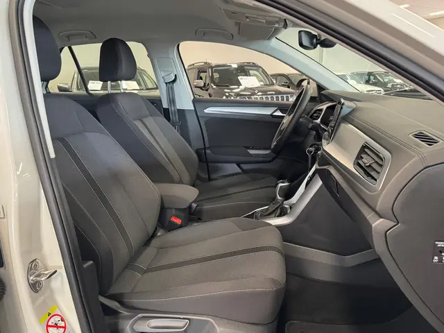 Volkswagen T-Roc 1.5 TSI Life 2022 Benzine 14