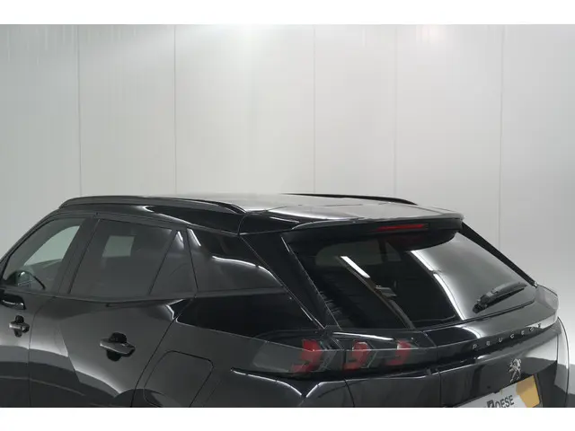 Peugeot 2008 PureTech 130 Allure Pack 2023 Benzine 20