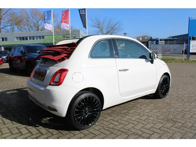 Fiat 500C 0.9 TwinAir 80PK Turbo Lounge 2018 Benzine 12