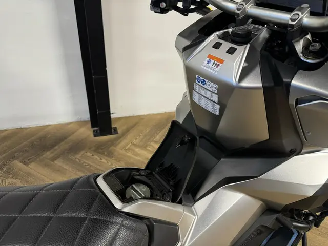 Honda NC 750 Scooter X-ADV KEYLESS LED AKRA! 2021 Benzine 5