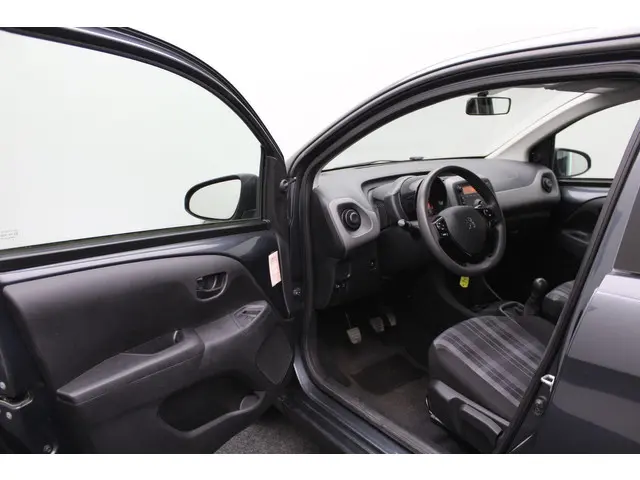 Peugeot 108 1.0 e-VTi Active 2019 Benzine 10