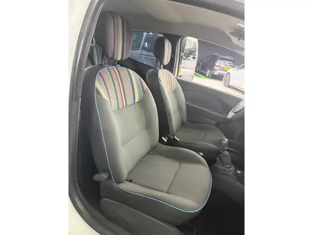 Renault Twingo 1.2 16V Authentique 2012 Benzine 12