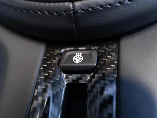 BMW M4 Cabrio xDrive Competition 2022 Benzine 33