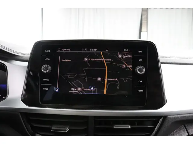 Volkswagen T-Roc 1.0 TSI 110pk Life 2023 Benzine 15