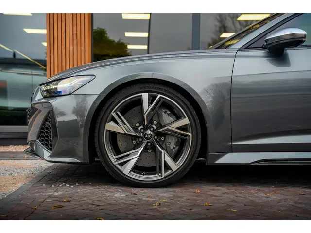 Audi RS6 A6 Avant TFSI quattro 2020 Benzine 12