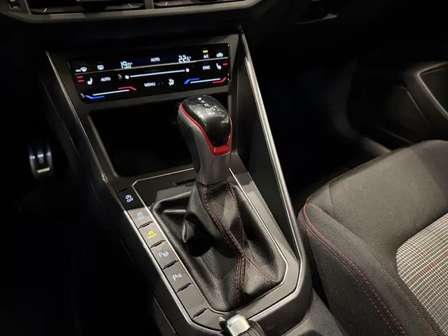 Volkswagen Polo 2.0 TSI GTI 2024 Benzine 18