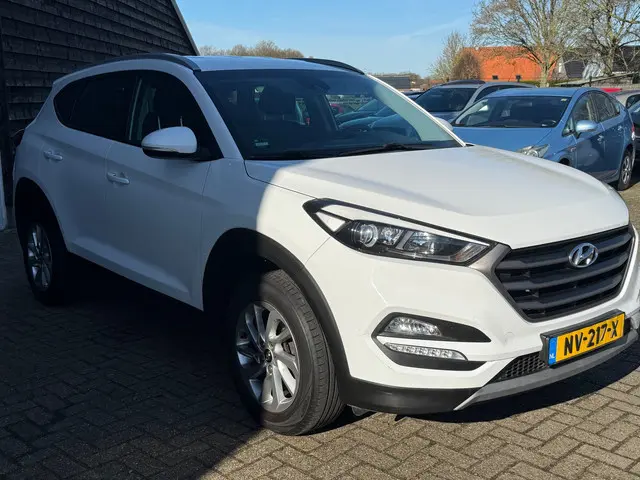 Hyundai Tucson 1.6 GDi Anniversary Edition 2017 Benzine 7