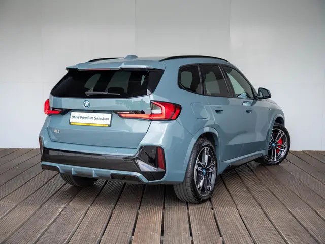 BMW iX1 xDrive30 2024 Elektrisch 2