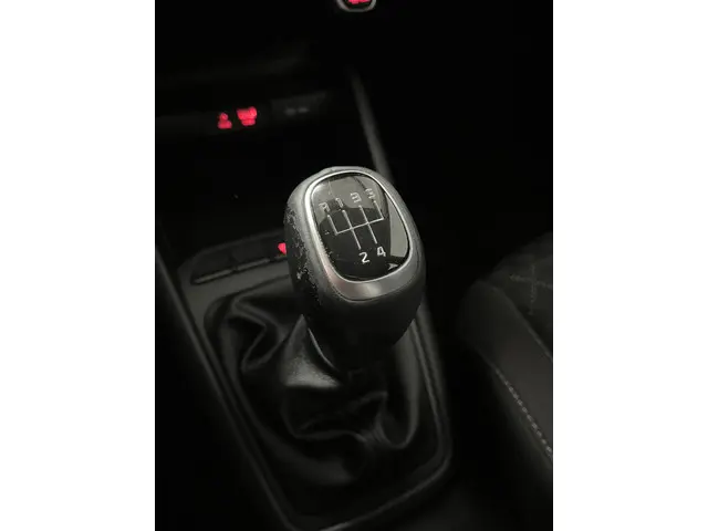 Kia Rio 1.0 TGDI DynamicLine 2019 Benzine 25
