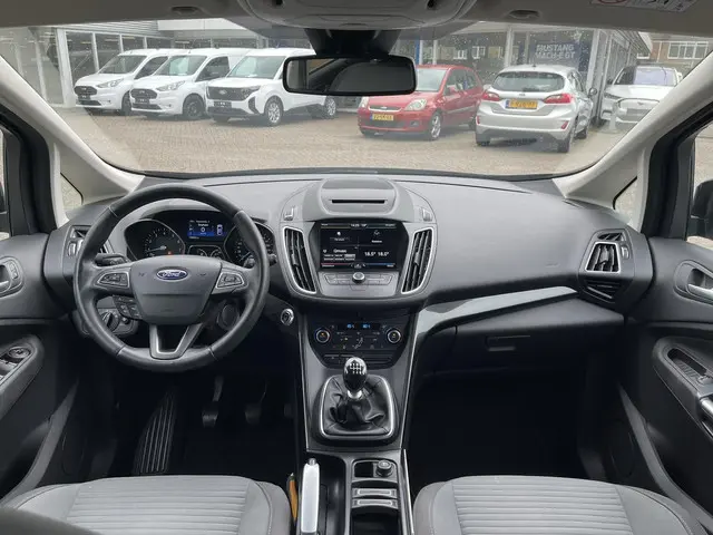 Ford C-MAX 1.0 Ecoboost Titanium 125pk 2015 Benzine 8