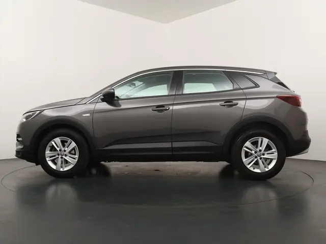 Opel Grandland X 1.2 Turbo Business Elegance 2021 Benzine 2
