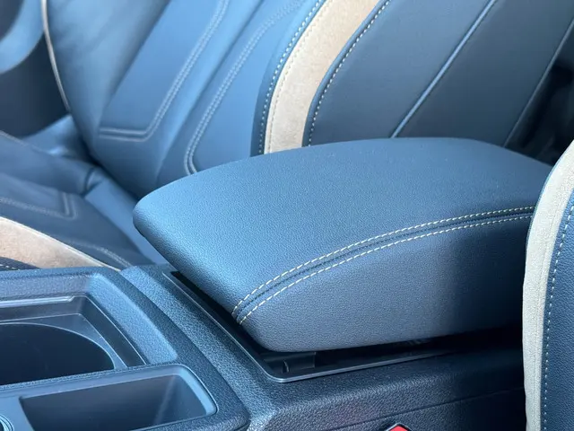 Audi Q3 35 TFSI * Leder * 360 Camera * Keyless 2020 Benzine 43