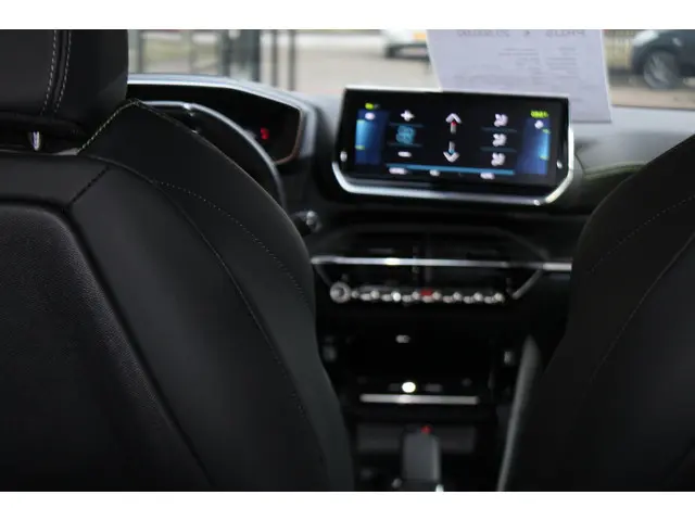Peugeot e-2008 EV GT 50 kWh 2020 Elektrisch 12
