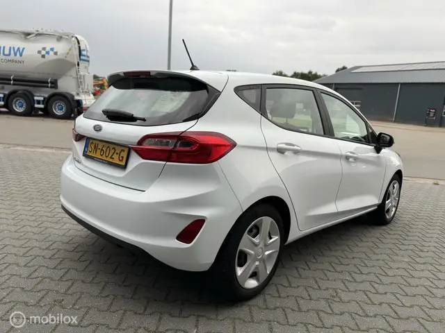 Ford Fiesta 1.1 Trend 2018 71PK 5-deurs 2018 Benzine 5