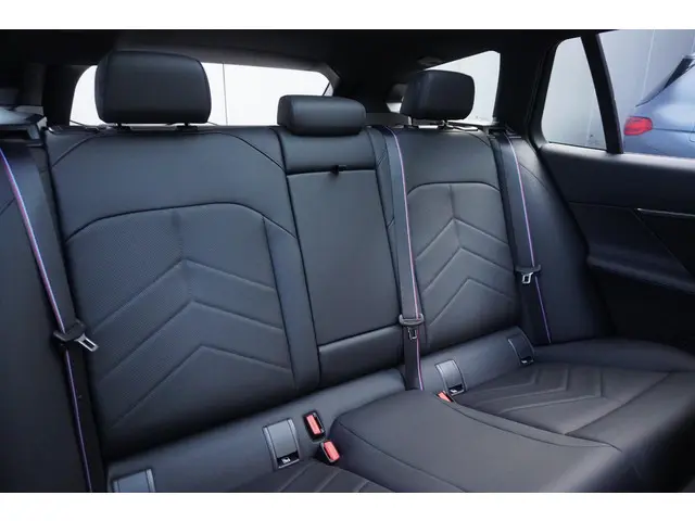 BMW i5 M60 xDrive 84 kWh 2026 Elektrisch 10