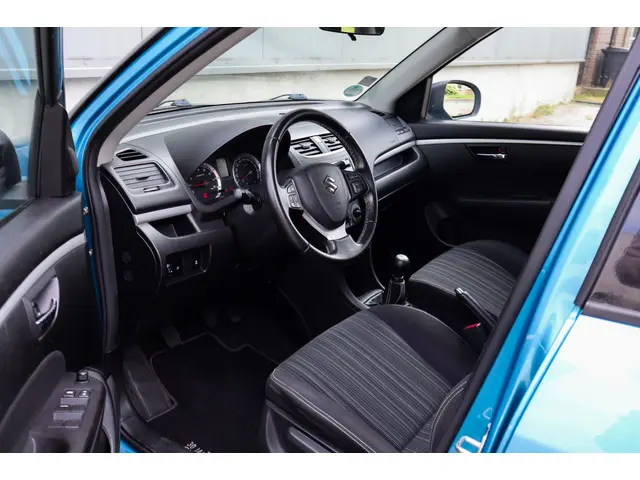 Suzuki Swift 1.2 S-Edition EASSS 2014 Benzine 10