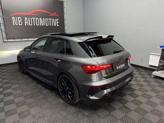 Audi RS3 Sportback 2.5 TFSI Quattro 2023 Benzine 4