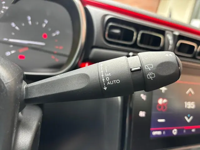 Citroën C3 1.2 PureTech S&S Shine 2017 Benzine 26