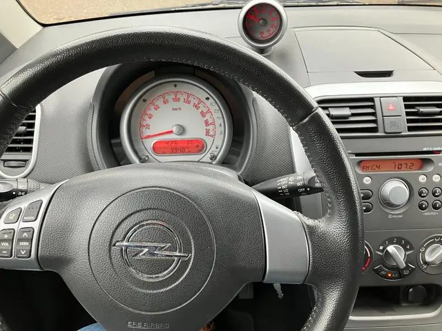 Opel Agila 1.0 Edition Airco 99000 Km N.a.p 2012 Benzine 5