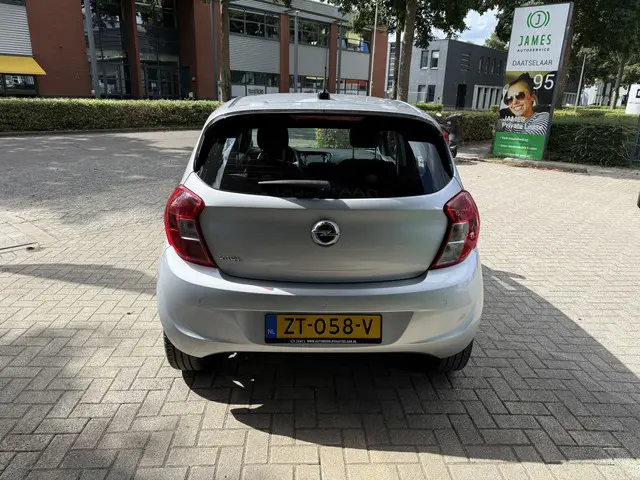 Opel KARL 1.0 ecoFLEX 120 Jaar Edition Navi 2019 Benzine 4