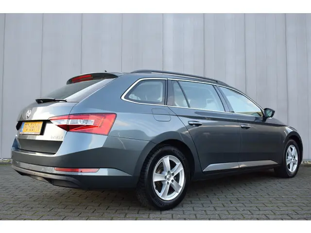 Škoda Superb Combi 1.4 TSi Ambition 2017 Benzine 5