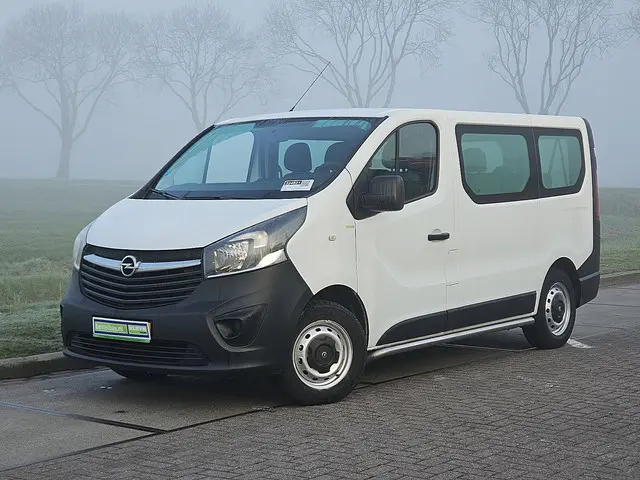 Opel Vivaro 2
