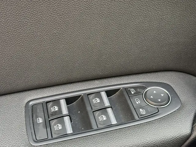 Renault Captur 1.3 TCe 140 Intens 2021 Benzine 17