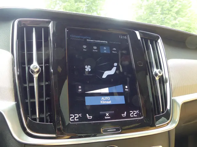 Volvo V90 T4 Business Luxury+ 2020 Benzine 27