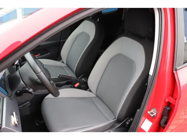 SEAT Ibiza 1.0 TSI Style 2020 Benzine 4