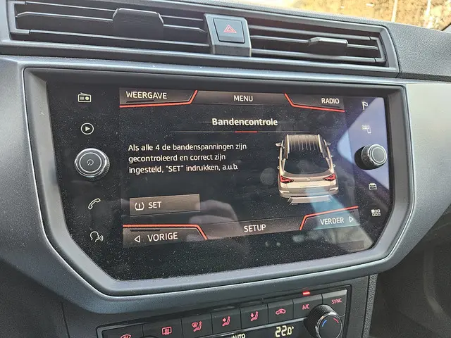 SEAT Arona 1.0 TSI Style Business Intense 2018 Benzine 26