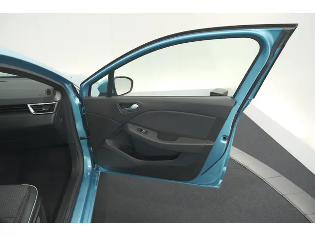 Renault Clio TCe 100 Intens 2020 Benzine 34