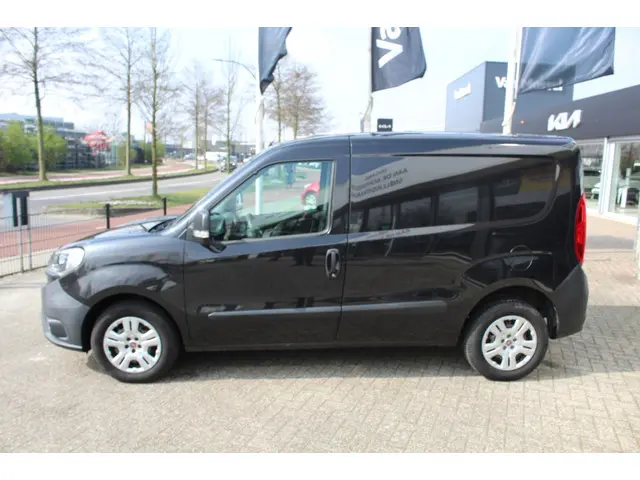 Fiat Doblò Cargo 1.3 MJ L1H1 Actual 2017 Diesel 9