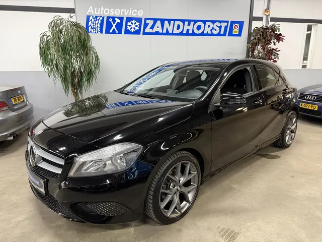 Mercedes-Benz A-Klasse 180 2012 Benzine