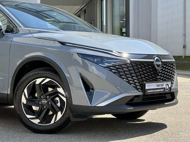 Nissan QASHQAI 1.3 MHEV Xtronic N-Connecta 2025 Benzine 39