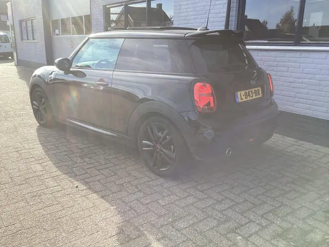 MINI Cooper Mini 1.5 John Cooper Works 2021 Benzine 26