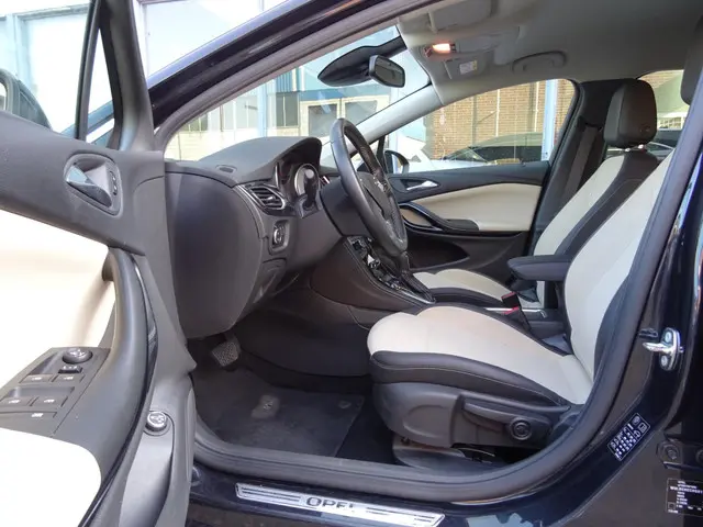Opel Astra Sports Tourer 1.4 Innovation 2016 Benzine 7