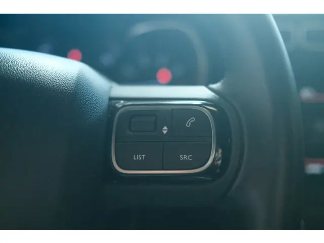 Citroën C3 Aircross PT 110 Shine 2020 Benzine 25
