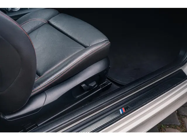 BMW 1 Serie Coupe 3.0i M 2012 Benzine 19