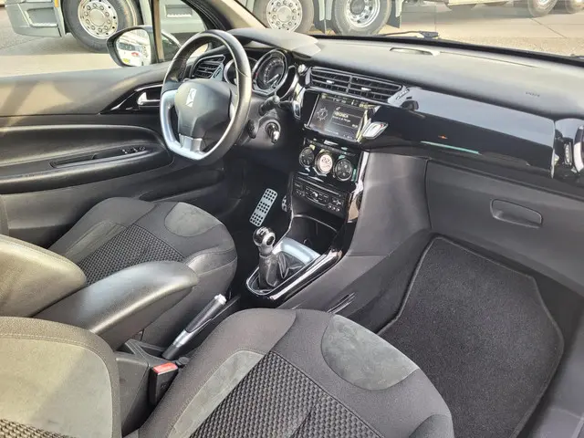 Citroën DS3 1.2 VTi Business 2012 Benzine 12