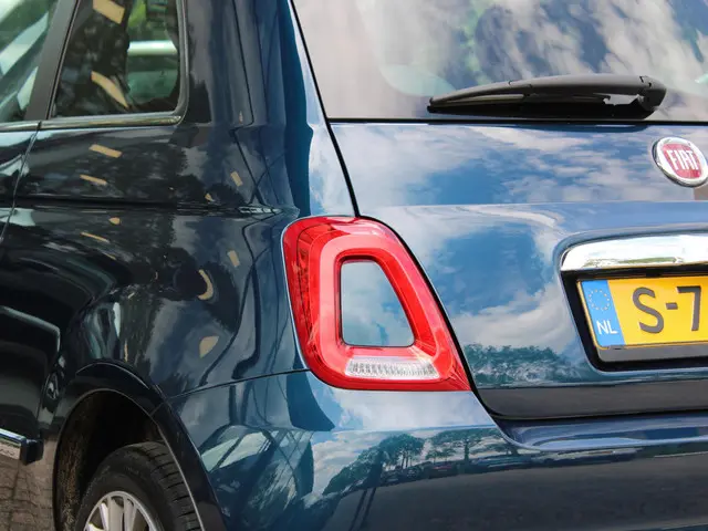 Fiat 500 1.0 Hybrid Dolcevita 2022 Benzine 22