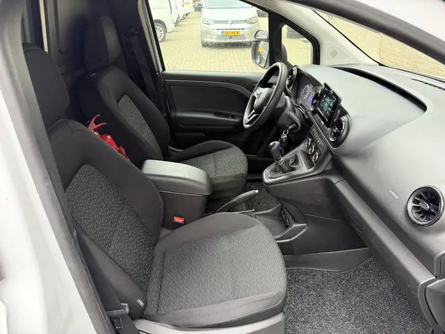 Mercedes-Benz Citan 108 CDI L1 Pro 2022 Diesel 46