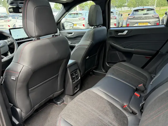 Ford Kuga 2.5 PHEV ST-Line X 2025 Hybride Benzine 50