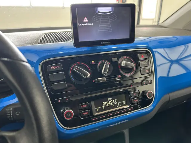 Volkswagen up! 1.0 high up! BlueMotion 2014 Benzine 9