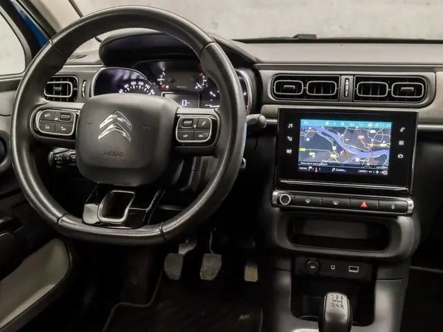 Citroën C3 1.2 PureTech Sport 2016 Benzine 7