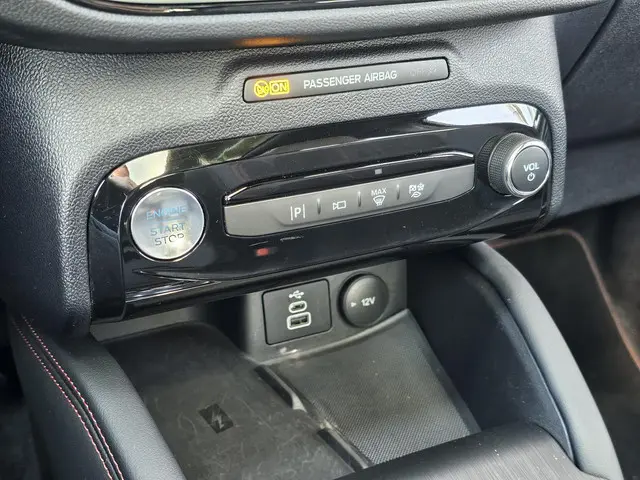 Ford Kuga 2.5 FHEV ST-Line X 2024 Hybride Benzine 28