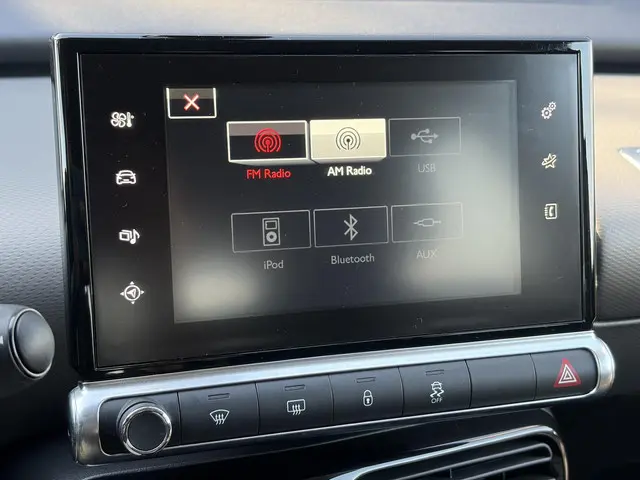 Citroën C4 Cactus 1.2 PureTech Shine 2016 Benzine 19