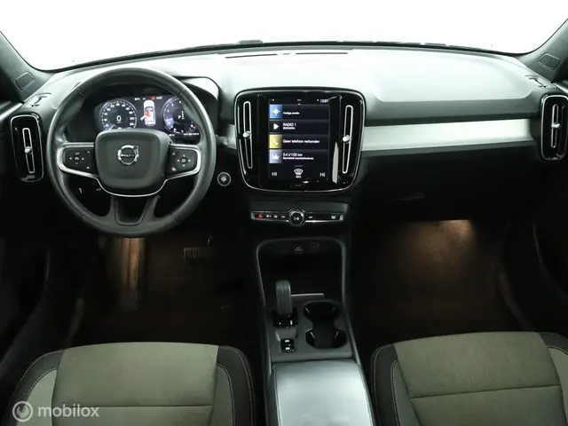 Volvo XC40 1.5 T2 Momentum automaat 2021 Benzine 61