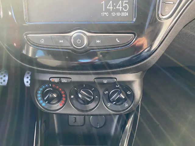 Opel ADAM 1.2 2016 Benzine 13