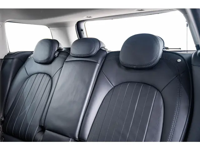 MINI Countryman Cooper S E ALL4 2022 Hybride Benzine 21