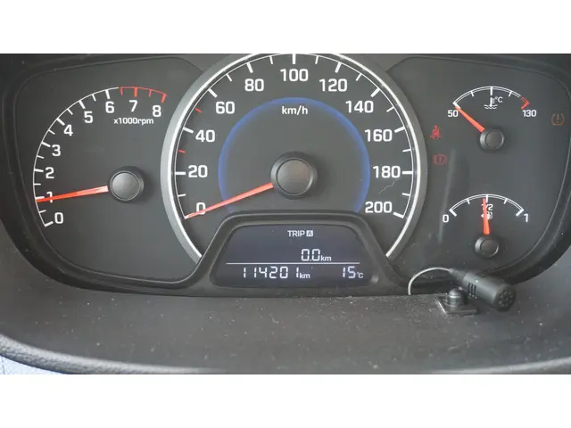 Hyundai i10 1.0i Go! Cruise | Clima | Navi | LMV 2015 Benzine 13